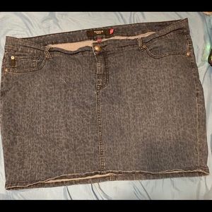 Oldschool Torrid Denim Mini Skirt - Animal Print